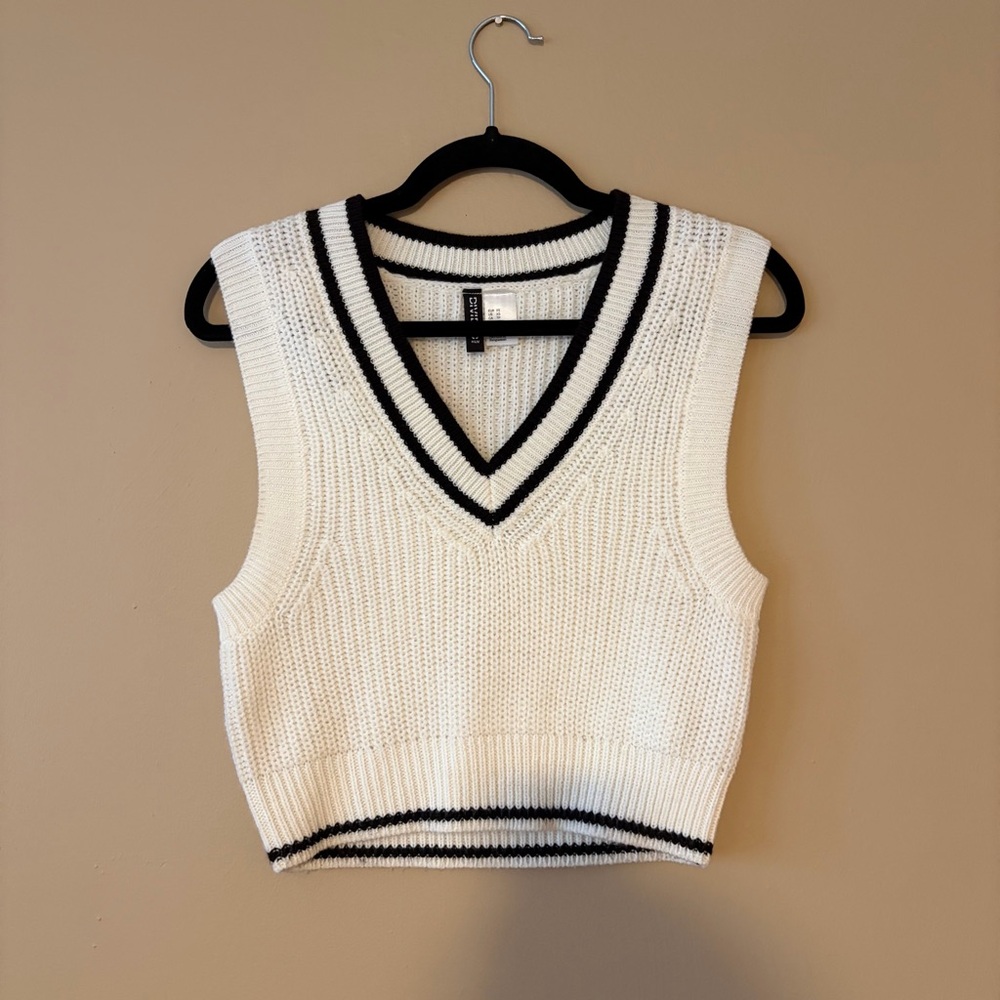 H&M White and Black Knit Vest Top